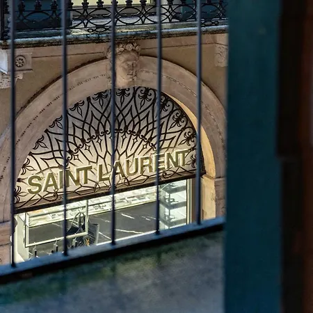Historic Center View-2 Minutes From Arena & Juliet's House- Mazzini Palace *
